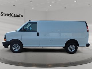 2023 Chevrolet Express Cargo 2500 135 WB 2WD in Stratford, Ontario - 5 - w320h240px