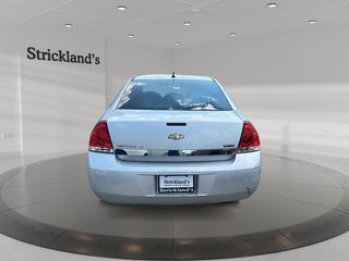 2011 Chevrolet Impala LT Sedan in Stratford, Ontario - 3 - w320h240px