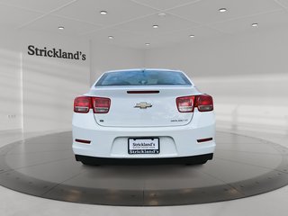 2016 Chevrolet Malibu LT in Stratford, Ontario - 3 - w320h240px