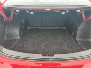 2016 Chevrolet Malibu LT in Stratford, Ontario - 6 - w320h240px