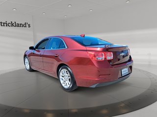 2016 Chevrolet Malibu Limited 1LT in Stratford, Ontario - 4 - w320h240px