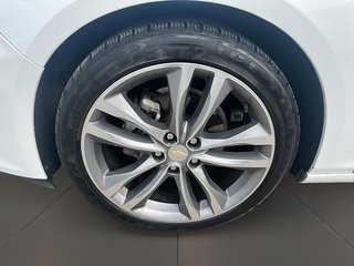 2023 Chevrolet Malibu LT in Stratford, Ontario - 6 - w320h240px