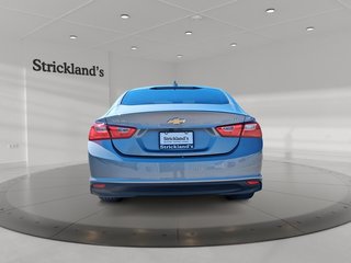 2023 Chevrolet Malibu LT in Stratford, Ontario - 3 - w320h240px