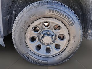 2012 Chevrolet Silverado 1500 WT Ext Cab Std Box 2WD 1SA in Stratford, Ontario - 6 - w320h240px