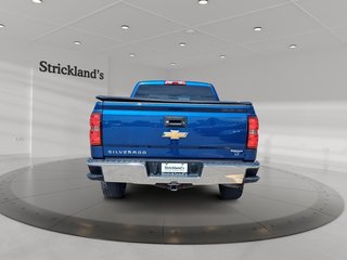 2016 Chevrolet Silverado 1500 Crew 4x4 LT / Standard Box in Stratford, Ontario - 3 - w320h240px