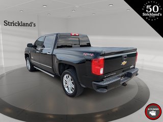 2017  Silverado 1500 Crew 4x4 High Country / Short Box in Stratford, Ontario - 4 - w320h240px