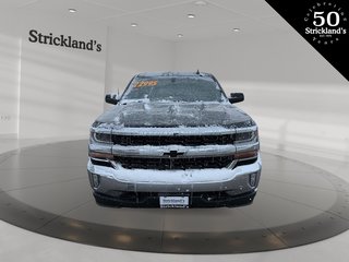 2017  Silverado 1500 Crew 4x4 LT / Short Box in Stratford, Ontario - 2 - w320h240px