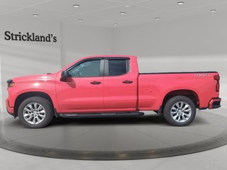2019 Chevrolet Silverado 1500 Double 4x4 Custom / Standard Box (w / Nqg) in Stratford, Ontario - 5 - w320h240px