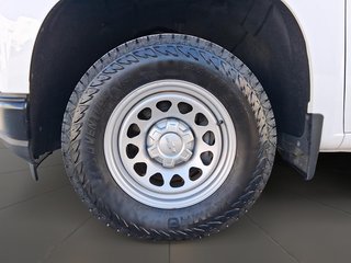 2019 Chevrolet Silverado 1500 New Regular Cab 4x4 WT in Stratford, Ontario - 6 - w320h240px