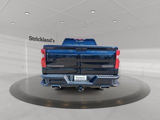 2021 Chevrolet Silverado 1500 Crew Cab 4x4 High Country / Standard Box in Stratford, Ontario - 3 - w320h240px