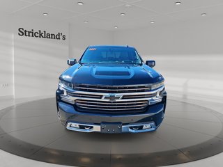 2021 Chevrolet Silverado 1500 Crew Cab 4x4 High Country / Standard Box in Stratford, Ontario - 2 - w320h240px