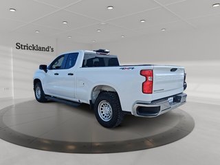 2021 Chevrolet Silverado 1500 Double Cab 4x4 WT / Standard Box in Stratford, Ontario - 4 - w320h240px
