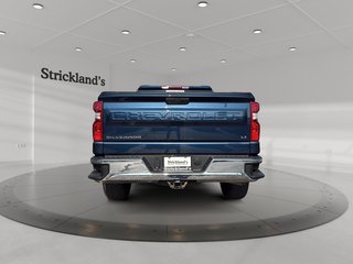 2021 Chevrolet Silverado 1500 Crew Cab 4x4 LT / Standard Box in Stratford, Ontario - 3 - w320h240px