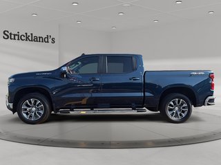 2021 Chevrolet Silverado 1500 Crew Cab 4x4 LT / Standard Box in Stratford, Ontario - 5 - w320h240px