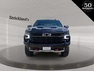 2022  Silverado 1500 Crew Cab 4x4 ZR2 / Short Box in Stratford, Ontario - 2 - w320h240px