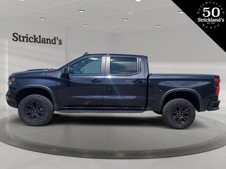 2022  Silverado 1500 Crew Cab 4x4 ZR2 / Short Box in Stratford, Ontario - 5 - w320h240px