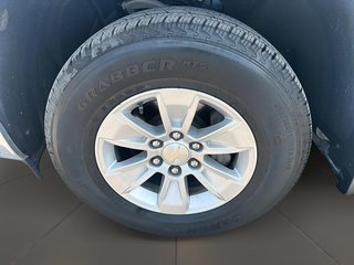 2023 Chevrolet Silverado 1500 Regular Cab 4x2 WT / Long Box in Stratford, Ontario - 6 - w320h240px