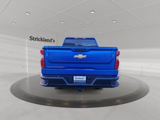 2023 Chevrolet Silverado 1500 Crew Cab 4x4 WT / Standard Box in Stratford, Ontario - 3 - w320h240px