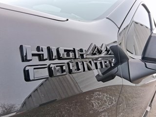 2023 Chevrolet Silverado 1500 Crew Cab 4x4 High Country / Standard Box in Stratford, Ontario - 6 - w320h240px