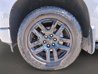 2024 Chevrolet Silverado 1500 Crew Cab Short Box 4-Wheel Drive RST in Stratford, Ontario - 6 - w320h240px