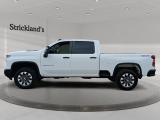 2024 Chevrolet Silverado 2500HD 4WD Crew Cab Standard Box Custom in Stratford, Ontario - 5 - w320h240px