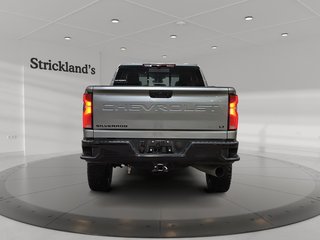 2025 Chevrolet Silverado 2500HD 4WD Crew Cab Standard Box LT in Stratford, Ontario - 3 - w320h240px