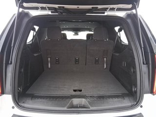 2024 Chevrolet Suburban 4WD 4dr LS in Stratford, Ontario - 6 - w320h240px