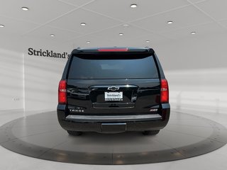 2019 Chevrolet Tahoe 4x4 LT in Stratford, Ontario - 3 - w320h240px