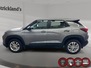 2023 Chevrolet Trailblazer FWD LS in Stratford, Ontario - 5 - w320h240px
