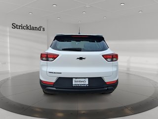 2023 Chevrolet Trailblazer FWD LS in Stratford, Ontario - 3 - w320h240px