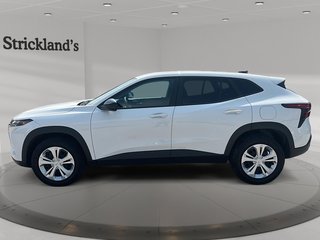 2024 Chevrolet Trax LS in Stratford, Ontario - 5 - w320h240px