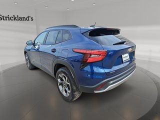 2024 Chevrolet Trax LT in Stratford, Ontario - 4 - w320h240px