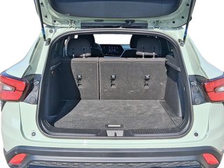 2024 Chevrolet Trax 1RS in Stratford, Ontario - 6 - w320h240px