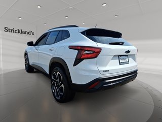 2025 Chevrolet Trax FWD 4dr 2RS in Stratford, Ontario - 4 - w320h240px