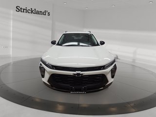 2025 Chevrolet Trax FWD 4dr ACTIV in Stratford, Ontario - 2 - w320h240px