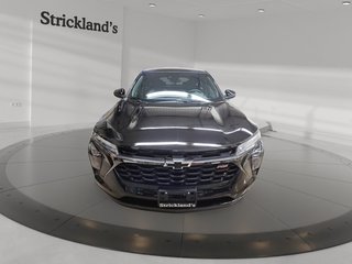 2025 Chevrolet Trax FWD 4dr 1RS in Stratford, Ontario - 2 - w320h240px