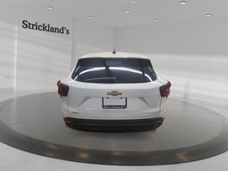 2025 Chevrolet Trax FWD 4dr LS in Stratford, Ontario - 3 - w320h240px