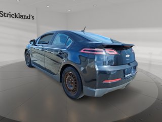 2014 Chevrolet Volt 5-Door Hatchback in Stratford, Ontario - 4 - w320h240px