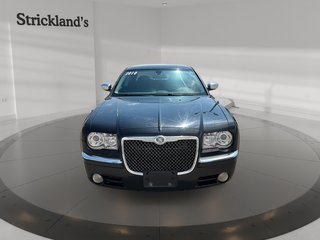 2010 Chrysler 300 Limited Sedan AWD in Stratford, Ontario - 2 - w320h240px