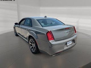 2018 Chrysler 300 S in Stratford, Ontario - 4 - w320h240px