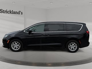 2022 Chrysler Grand Caravan SXT in Stratford, Ontario - 4 - w320h240px