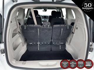 2023 Chrysler Grand Caravan SXT in Stratford, Ontario - 6 - w320h240px