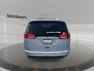 2018 Chrysler Pacifica Touring-l Plus in Stratford, Ontario - 3 - w320h240px