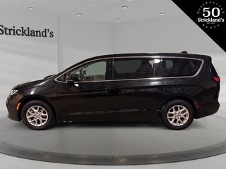 2023  Pacifica Touring L FWD in Stratford, Ontario - 5 - w320h240px