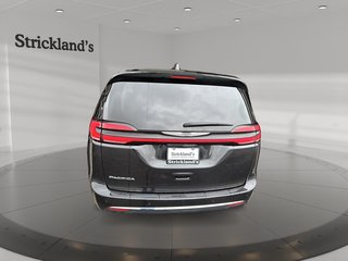 2023 Chrysler Pacifica Touring L FWD in Stratford, Ontario - 4 - w320h240px