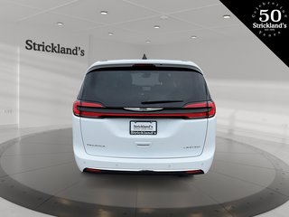 2024 Chrysler Pacifica Limited FWD in Stratford, Ontario - 3 - w320h240px