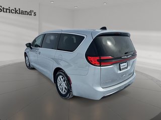 2024 Chrysler Pacifica Touring-L FWD in Stratford, Ontario - 4 - w320h240px