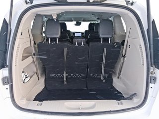 2024 Chrysler Pacifica Touring-L FWD in Stratford, Ontario - 6 - w320h240px