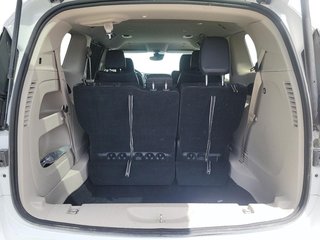 2024 Chrysler Pacifica Touring-L FWD in Stratford, Ontario - 6 - w320h240px