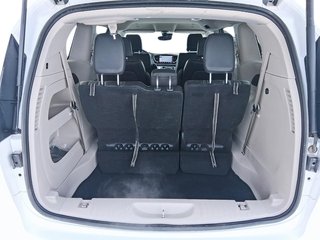 2024 Chrysler Pacifica Touring-L FWD in Stratford, Ontario - 6 - w320h240px